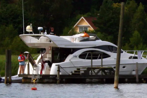 Azimut 50